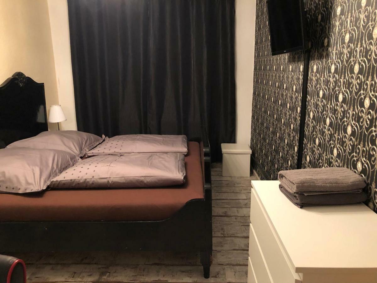 Messe Apartment & Rooms Haenigsen Экстерьер фото